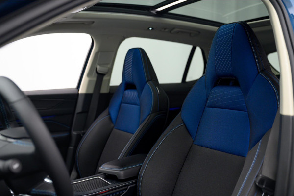 Lynk & Co 01 1.5 261PK Plug-in Hybrid *Origineel NL* Pano/dak Apple/Carplay Adaptive/Cruise Trekhaak