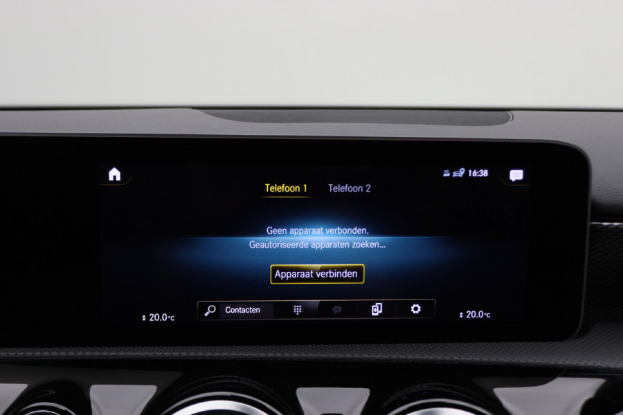 Mercedes-Benz A-Klasse 160 Business Solution AMG Virtual Cockpit, Leer/Stof, Camera, Navigatie, Bluetooth, DAB, LED, 19''