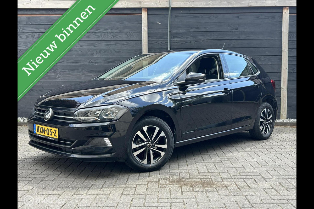 Volkswagen Polo 1.0 Polo United Airco / LM / Carplay / LM / PDC / 32.964 KM!!! Volkswagen Polo 1.0 Polo United Airco / LM / Carplay / LM / PDC / 32.964 KM!!!