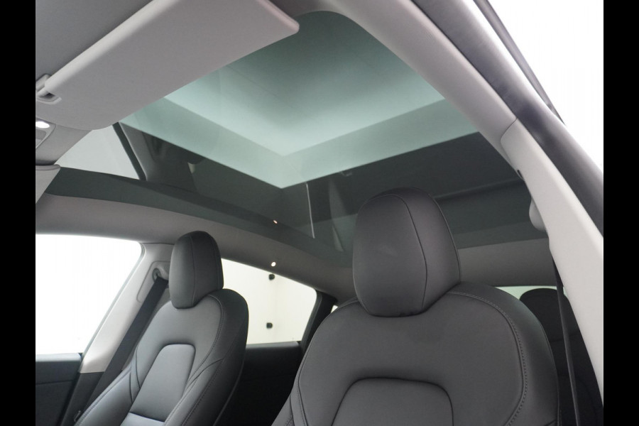 Tesla Model Y Long Range AWD 75 kWh | Rijklaarprijs | volledige Fabr. garantie t/m 11-2025/80.000km | accu en aandrijflijn t/m 2029