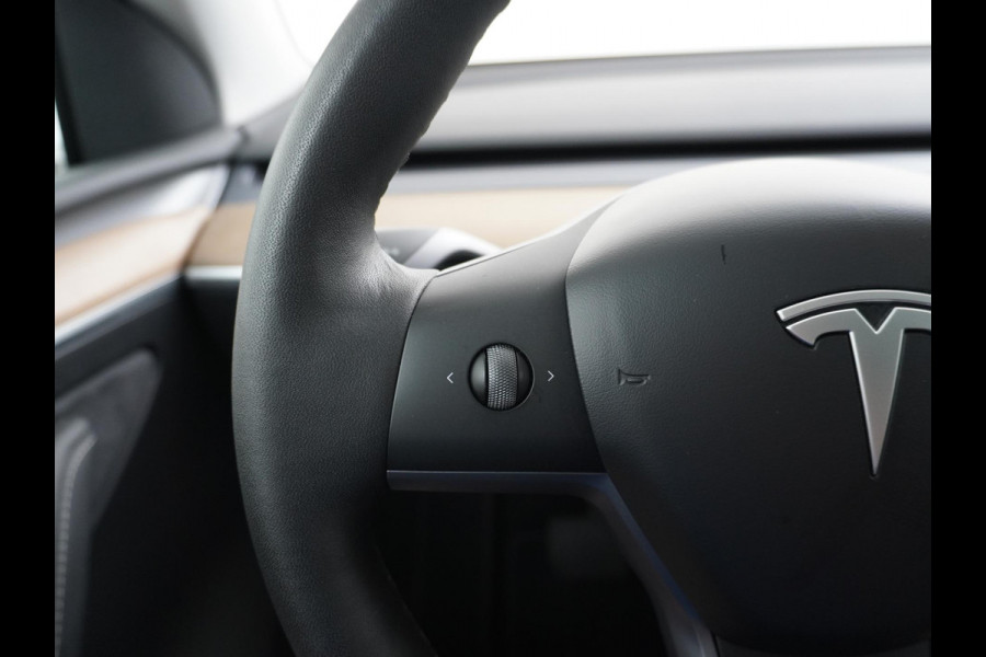 Tesla Model Y Long Range AWD 75 kWh | Rijklaarprijs | volledige Fabr. garantie t/m 11-2025/80.000km | accu en aandrijflijn t/m 2029