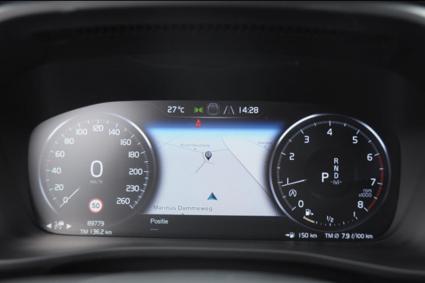 Volvo XC40 T4 190PK Automaat Inscription / Adaptieve cruise control / Parkeersensoren met camera / BLIS / Stoelverwarming / Elektrische stoelen / Keyless entry / Elektrische achterklep