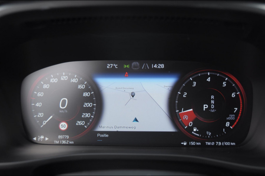 Volvo XC40 T4 190PK Automaat Inscription / Adaptieve cruise control / Parkeersensoren met camera / BLIS / Stoelverwarming / Elektrische stoelen / Keyless entry / Elektrische achterklep
