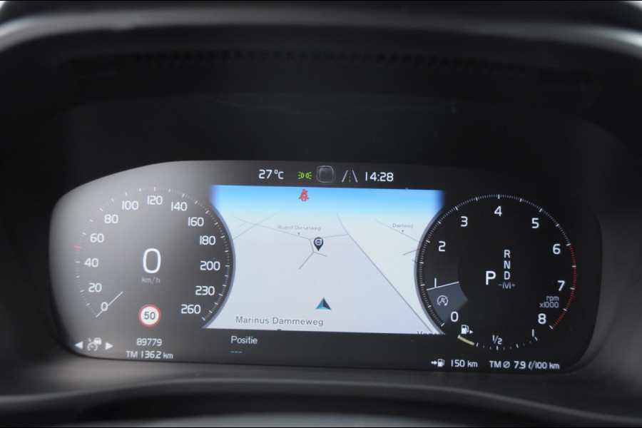 Volvo XC40 T4 190PK Automaat Inscription / Adaptieve cruise control / Parkeersensoren met camera / BLIS / Stoelverwarming / Elektrische stoelen / Keyless entry / Elektrische achterklep