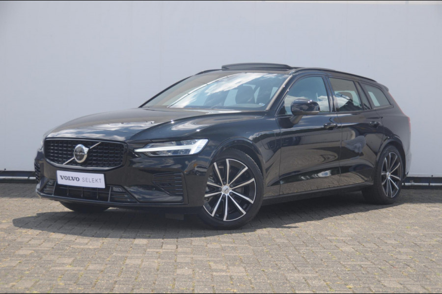 Volvo V60 T6 350PK Automaat AWD Plus Dark / Adaptive cruise control / Elektrische stoelen / Harman Kardon audio / Trekhaak / Pilot assist / BLIS / Stoel en stuur verwarming / Elektrische achterklep / Parkeersensoren met 360 camera / Google infotainment
