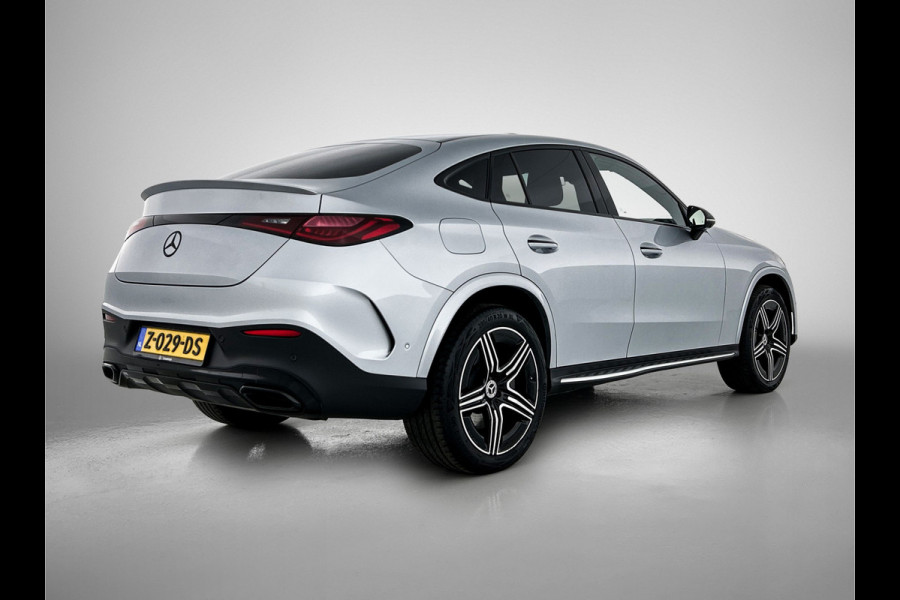 Mercedes-Benz GLC Coupé 300 e 4MATIC AMG Plug-In Hybride | Lichtmetalen velgen 5 spaaks AMG | Panoramadak | DIGITAL LIGHT | KEYLESS GO-comfortpakket | Parkeerpakket met 360°-camera | inclusief 24 maanden MB Certified garantie voor Europa.