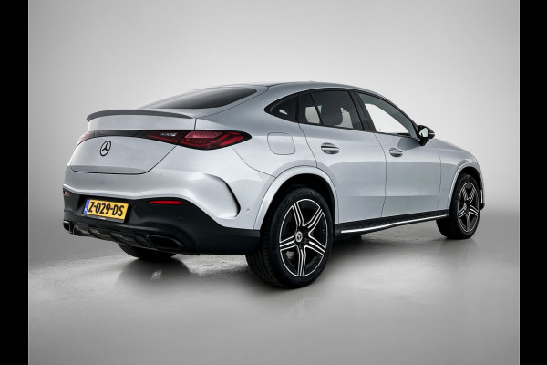 Mercedes-Benz GLC Coupé 300 e 4MATIC AMG Plug-In Hybride | Lichtmetalen velgen 5 spaaks AMG | Panoramadak | DIGITAL LIGHT | KEYLESS GO-comfortpakket | Parkeerpakket met 360°-camera | inclusief 24 maanden MB Certified garantie voor Europa.