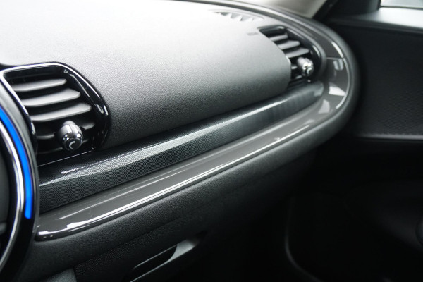 MINI Clubman 1.5 Cooper Chili Serious Business + LED / ADAPTIEVE SCHOKDEMPERS / CLIMATE CONTROL / SENSOREN MINI Clubman 1.5 Cooper Chili Serious Business + LED / ADAPTIEVE SCHOKDEMPERS / CLIMATE CONTROL / SENSOREN