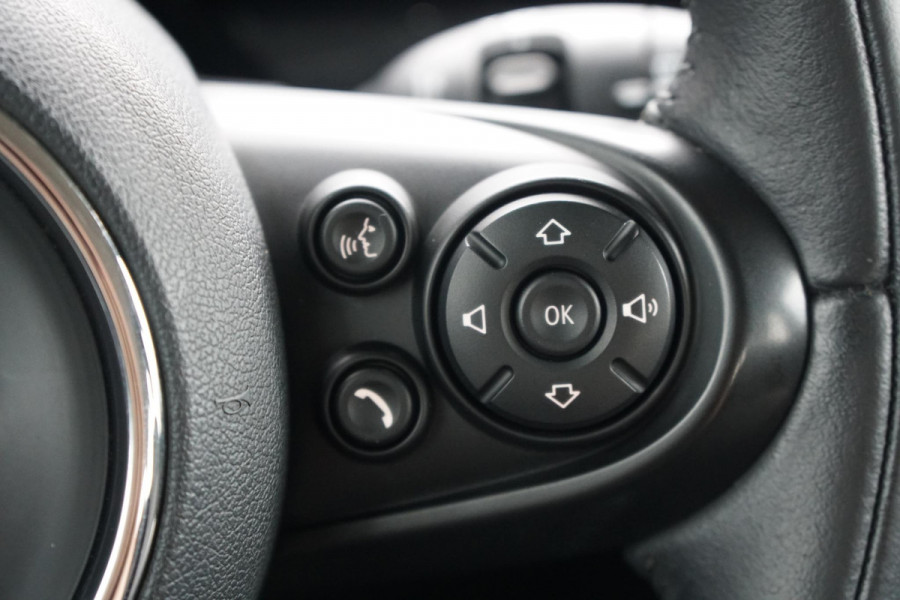 MINI Clubman 1.5 Cooper Chili Serious Business + LED / ADAPTIEVE SCHOKDEMPERS / CLIMATE CONTROL / SENSOREN MINI Clubman 1.5 Cooper Chili Serious Business + LED / ADAPTIEVE SCHOKDEMPERS / CLIMATE CONTROL / SENSOREN