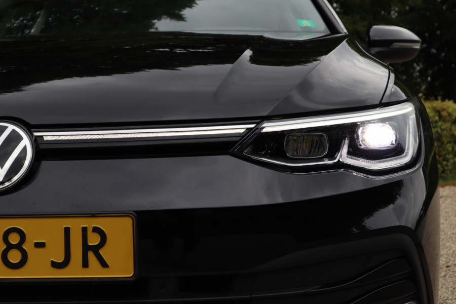 Volkswagen Golf 1.5 TSI Style | Massage | Virtual cockpit | Sfeerverlichting |