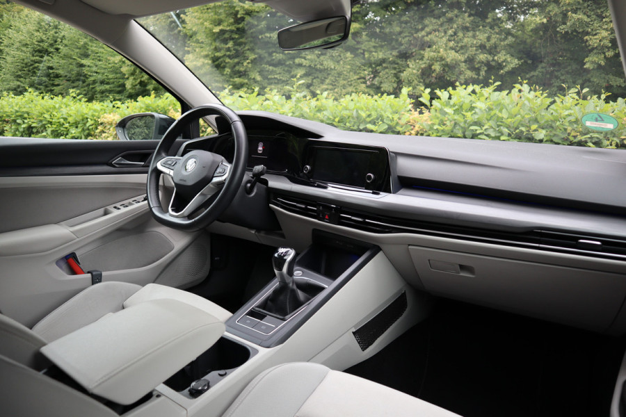 Volkswagen Golf 1.5 TSI Style | Massage | Virtual cockpit | Sfeerverlichting |
