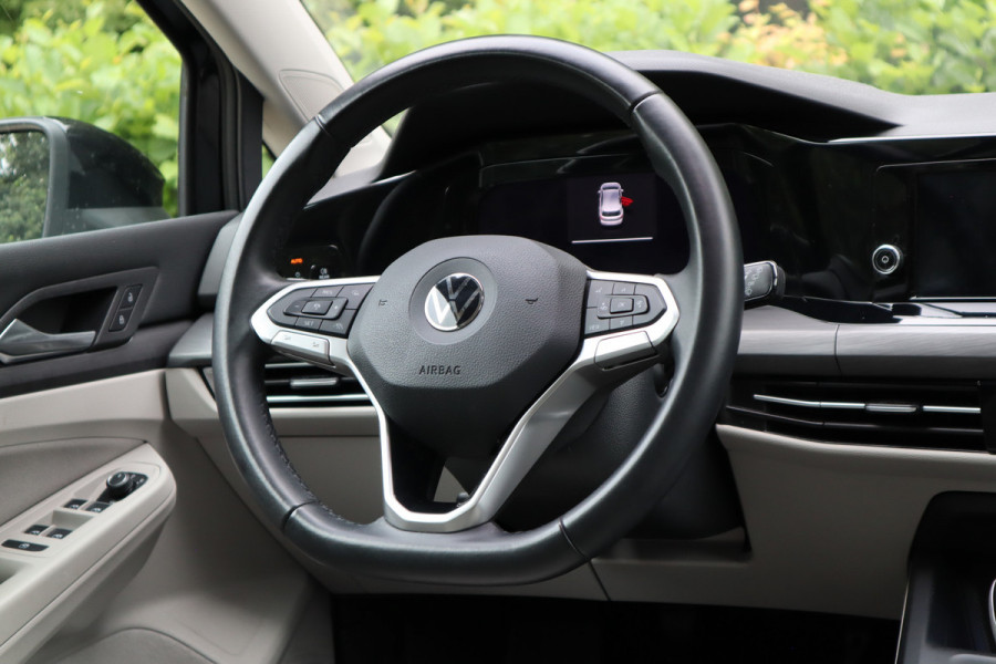 Volkswagen Golf 1.5 TSI Style | Massage | Virtual cockpit | Sfeerverlichting |