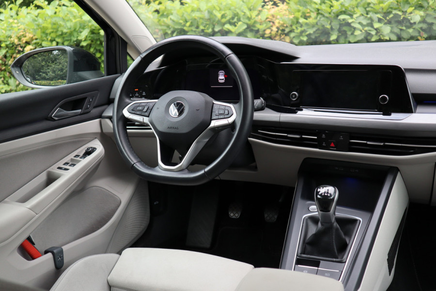 Volkswagen Golf 1.5 TSI Style | Massage | Virtual cockpit | Sfeerverlichting |