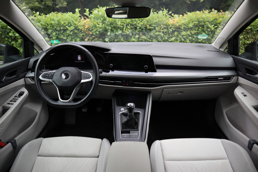 Volkswagen Golf 1.5 TSI Style | Massage | Virtual cockpit | Sfeerverlichting |