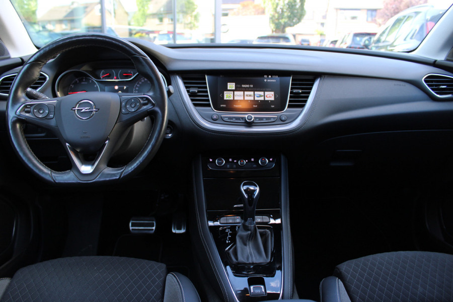 Opel Grandland X 1.2 Turbo Business Executive | Trekhaak | Camera | Winter pack