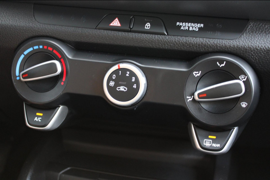 Kia Stonic 1.0 T-GDi DynamicLine Airco Navi Camera Carplay