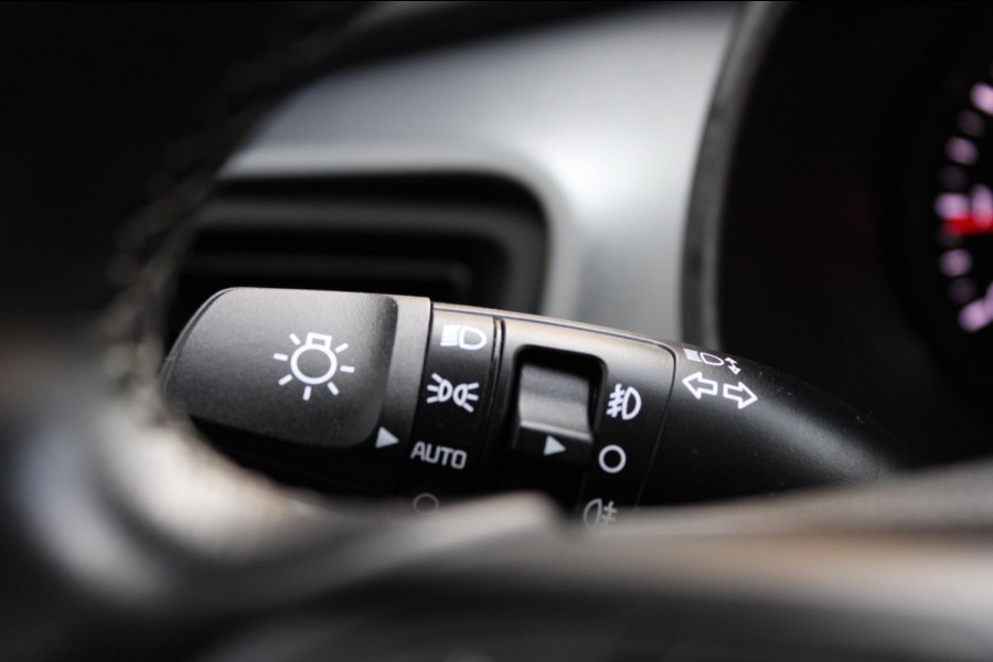 Kia Stonic 1.0 T-GDi DynamicLine Airco Navi Camera Carplay