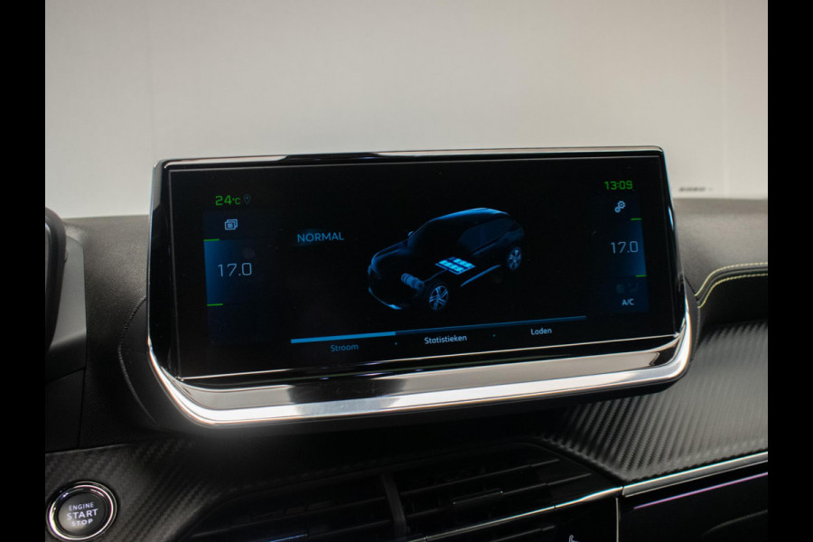 Peugeot e-2008 EV GT Pack 50 kWh Sport 3 FASE (PANORAMADAK,APPLE CARPLAY,LED,NAVI,3D CAMERA,ALCANTARA,DODE HOEK,NETTESTAAT)