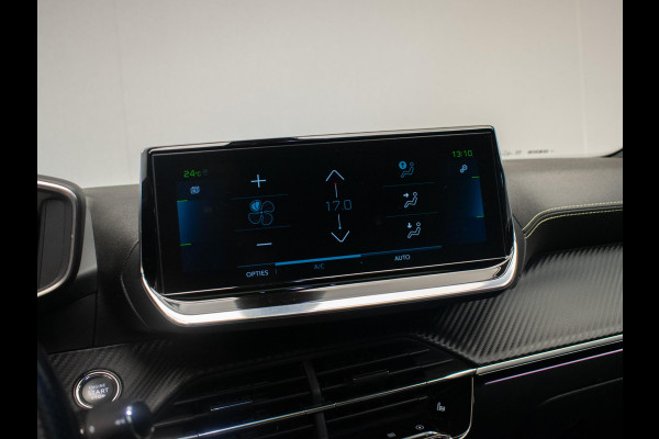 Peugeot e-2008 EV GT Pack 50 kWh Sport 3 FASE (PANORAMADAK,APPLE CARPLAY,LED,NAVI,3D CAMERA,ALCANTARA,DODE HOEK,NETTESTAAT)