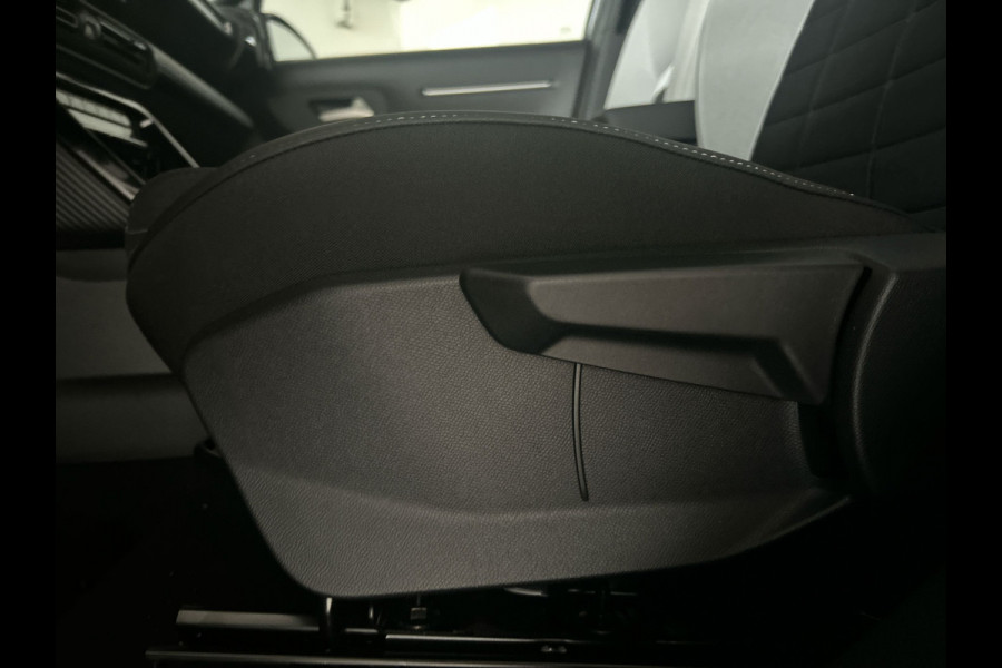 Citroën ë-C3 Max 44 kWh | Zwart dak | Winterpakket |