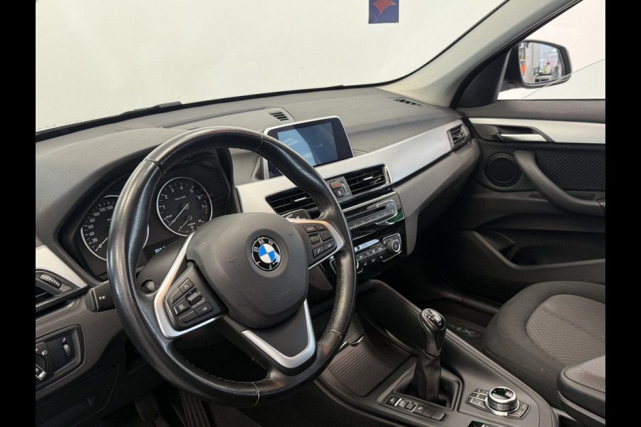 BMW X1 sDrive18i Executive CruiseControl ClimateControl
