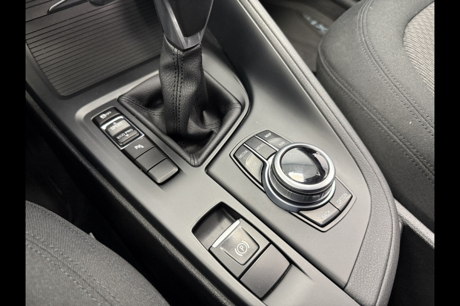 BMW X1 sDrive18i Executive CruiseControl ClimateControl