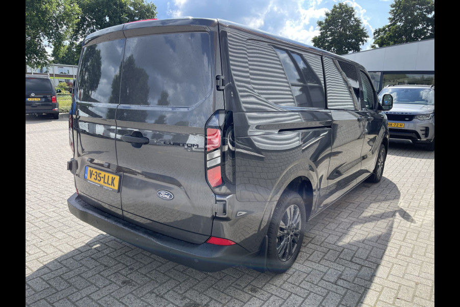 Ford Transit Custom 320 2.0 TDCI 136pk L2H1 Trend DC 6 persoons / NIEUW / BPM vrij! / rijklaar € 39.950 ex btw / lease vanaf € 715 / airco / cruise / camera / metallic lak / led koplampen / euro 6