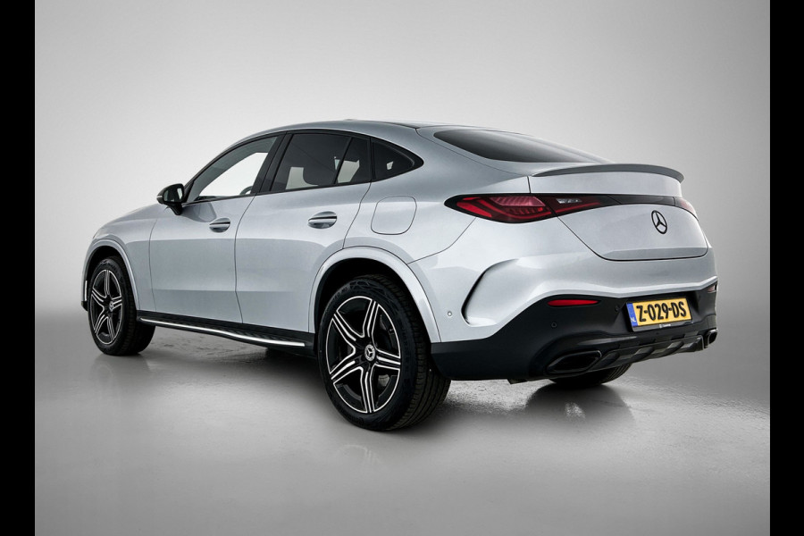 Mercedes-Benz GLC Coupé 300 e 4MATIC AMG Plug-In Hybride | Lichtmetalen velgen 5 spaaks AMG | Panoramadak | DIGITAL LIGHT | KEYLESS GO-comfortpakket | Parkeerpakket met 360°-camera | inclusief 24 maanden MB Certified garantie voor Europa.
