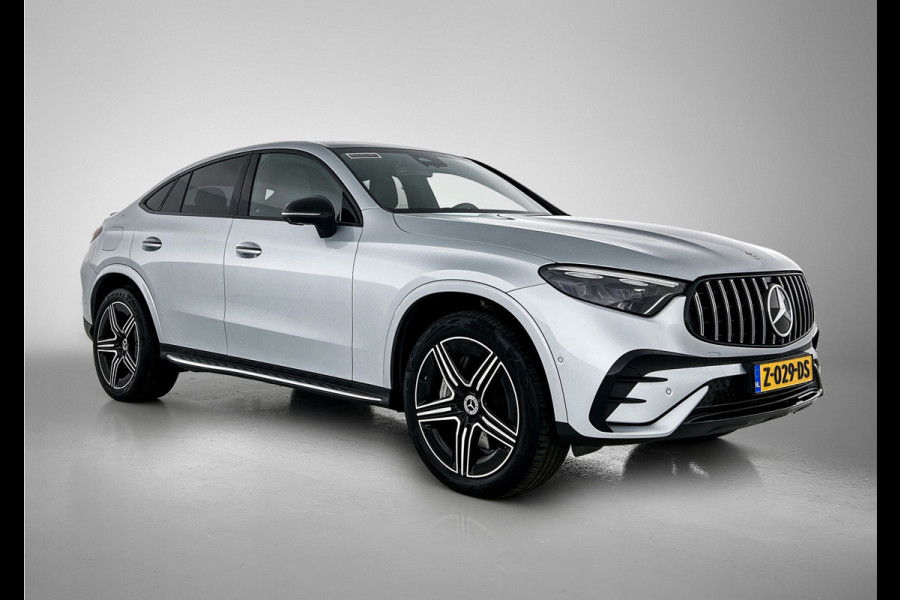 Mercedes-Benz GLC Coupé 300 e 4MATIC AMG Plug-In Hybride | Lichtmetalen velgen 5 spaaks AMG | Panoramadak | DIGITAL LIGHT | KEYLESS GO-comfortpakket | Parkeerpakket met 360°-camera | inclusief 24 maanden MB Certified garantie voor Europa.