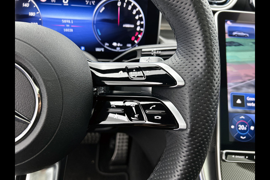 Mercedes-Benz GLC Coupé 300 e 4MATIC AMG Plug-In Hybride | Lichtmetalen velgen 5 spaaks AMG | Panoramadak | DIGITAL LIGHT | KEYLESS GO-comfortpakket | Parkeerpakket met 360°-camera | inclusief 24 maanden MB Certified garantie voor Europa.
