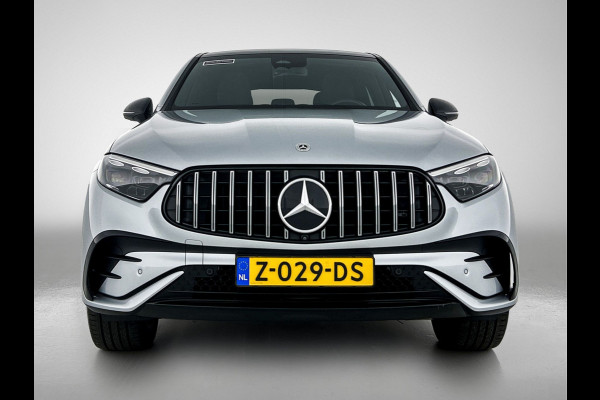 Mercedes-Benz GLC Coupé 300 e 4MATIC AMG Plug-In Hybride | Lichtmetalen velgen 5 spaaks AMG | Panoramadak | DIGITAL LIGHT | KEYLESS GO-comfortpakket | Parkeerpakket met 360°-camera | inclusief 24 maanden MB Certified garantie voor Europa.