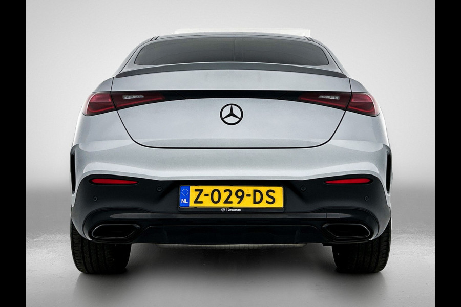 Mercedes-Benz GLC Coupé 300 e 4MATIC AMG Plug-In Hybride | Lichtmetalen velgen 5 spaaks AMG | Panoramadak | DIGITAL LIGHT | KEYLESS GO-comfortpakket | Parkeerpakket met 360°-camera | inclusief 24 maanden MB Certified garantie voor Europa.