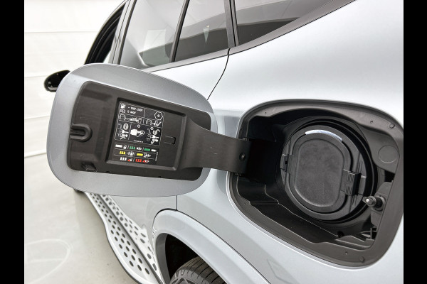Mercedes-Benz GLC Coupé 300 e 4MATIC AMG Plug-In Hybride | Lichtmetalen velgen 5 spaaks AMG | Panoramadak | DIGITAL LIGHT | KEYLESS GO-comfortpakket | Parkeerpakket met 360°-camera | inclusief 24 maanden MB Certified garantie voor Europa.