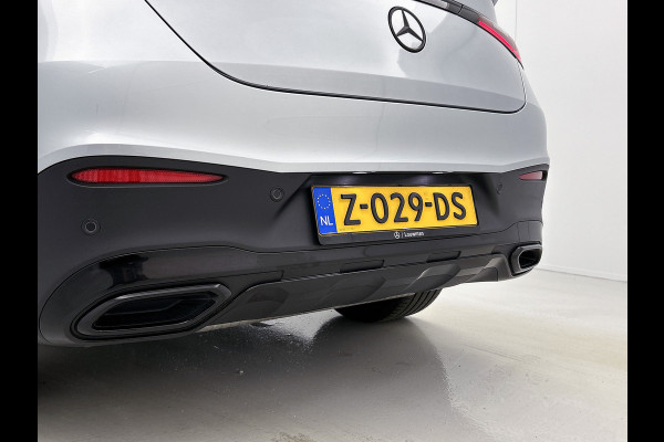 Mercedes-Benz GLC Coupé 300 e 4MATIC AMG Plug-In Hybride | Lichtmetalen velgen 5 spaaks AMG | Panoramadak | DIGITAL LIGHT | KEYLESS GO-comfortpakket | Parkeerpakket met 360°-camera | inclusief 24 maanden MB Certified garantie voor Europa.