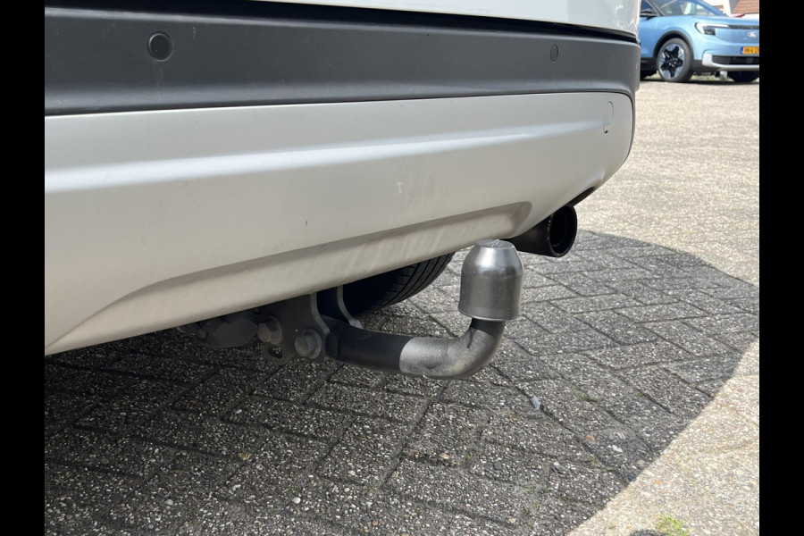 Ford Kuga 1.5 EcoBoost Titanium 120pk Trekhaak | Achteruitrijcamera | Cruise control | Apple Carplay / Android auto | Dealer onderhouden