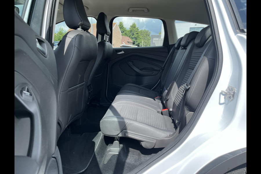 Ford Kuga 1.5 EcoBoost Titanium 120pk Trekhaak | Achteruitrijcamera | Cruise control | Apple Carplay / Android auto | Dealer onderhouden