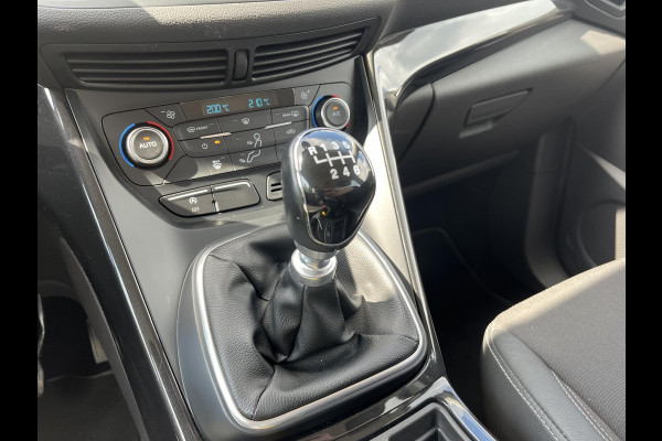 Ford Kuga 1.5 EcoBoost Titanium 120pk Trekhaak | Achteruitrijcamera | Cruise control | Apple Carplay / Android auto | Dealer onderhouden