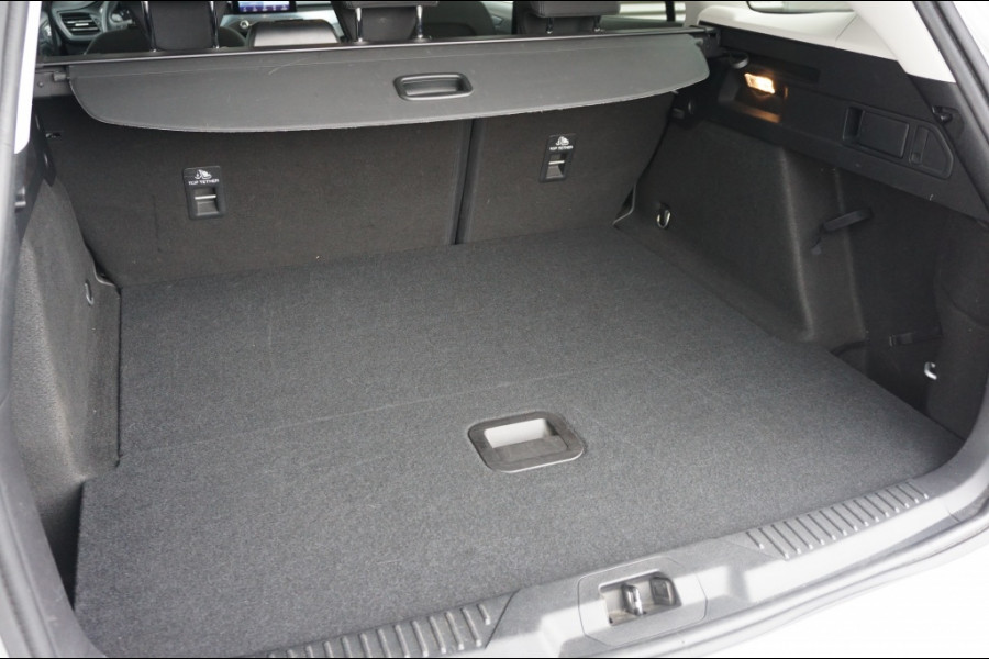 Ford FOCUS Wagon 125PK Active AUT. | HOGE ZIT | ADAP. CRUISE | AFN.HAAK | LUXE!