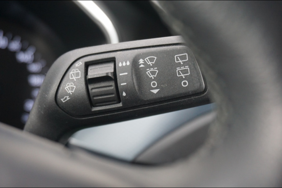 Ford FOCUS Wagon 125PK Active AUT. | HOGE ZIT | ADAP. CRUISE | AFN.HAAK | LUXE!