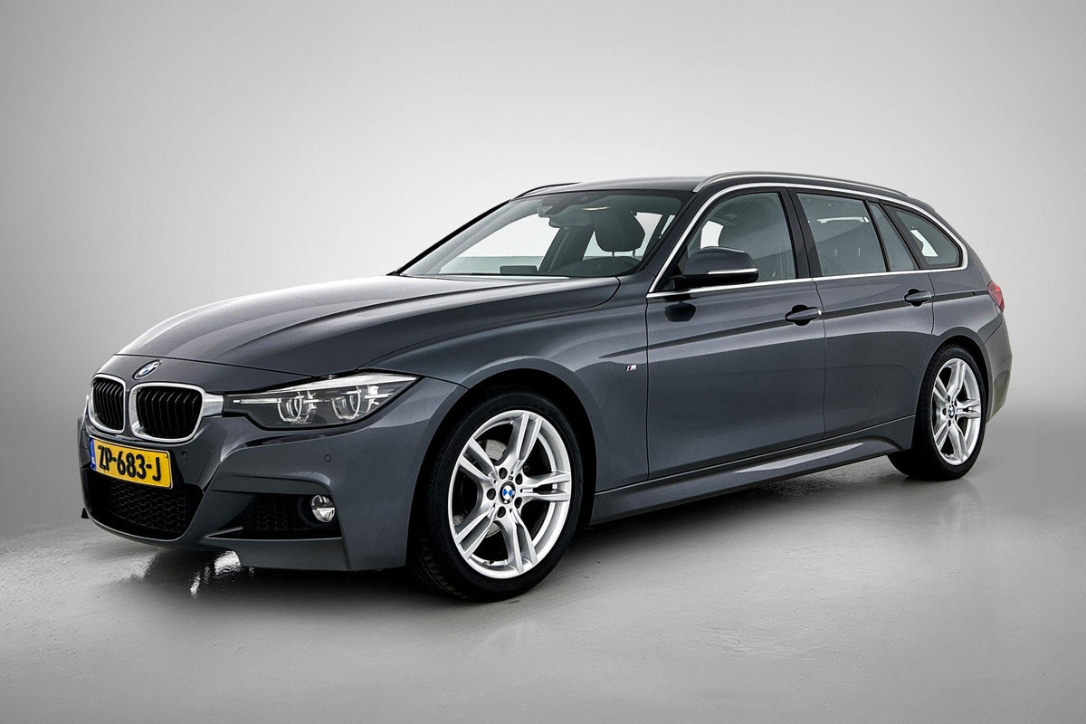 BMW 3 Serie Touring 318i M Sport Corporate Lease(NL-auto, Dealer onderH, Trekhaak, Navi Pro, StoelV, Leer, Climate Con, Etc) BMW 3 Serie Touring 318i M Sport Corporate Lease(NL-auto, Dealer onderH, Trekhaak, Navi Pro, StoelV, Leer, Climate Con, Etc)