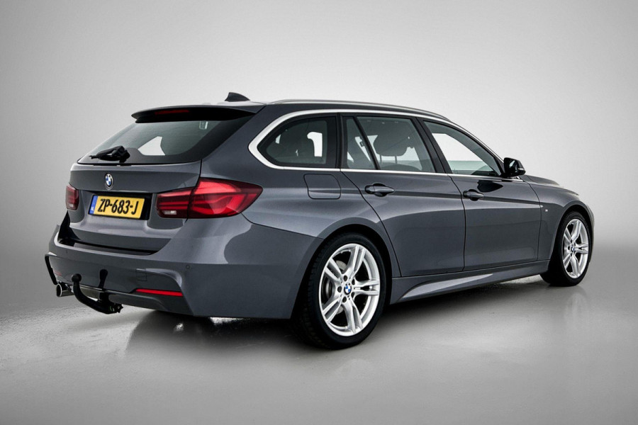 BMW 3 Serie Touring 318i M Sport Corporate Lease(NL-auto, Dealer onderH, Trekhaak, Navi Pro, StoelV, Leer, Climate Con, Etc)