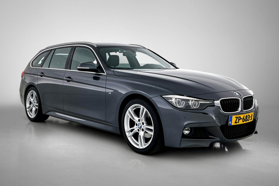BMW 3 Serie Touring 318i M Sport Corporate Lease(NL-auto, Dealer onderH, Trekhaak, Navi Pro, StoelV, Leer, Climate Con, Etc)