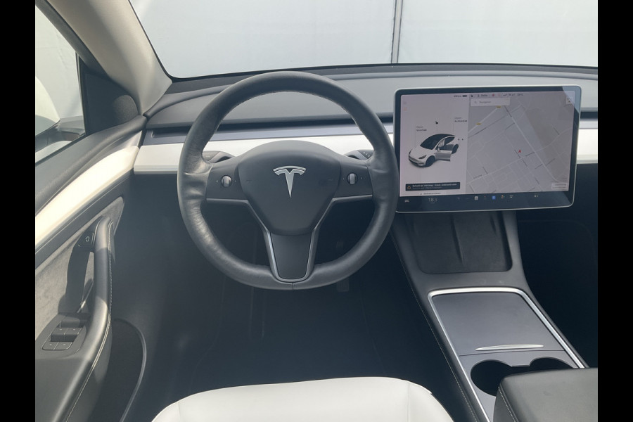 Tesla Model Y Long Range AWD 75 kWh Pano Autopilot Leder Stoelverw Cam NL-Auto!