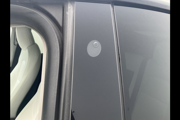 Tesla Model Y Long Range AWD 75 kWh Pano Autopilot Leder Stoelverw Cam NL-Auto!