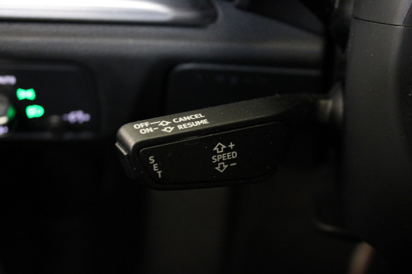 Audi A3 Limousine 1.5 TFSI CoD Sport S Line Edition |Navi|Stoelverwarming|