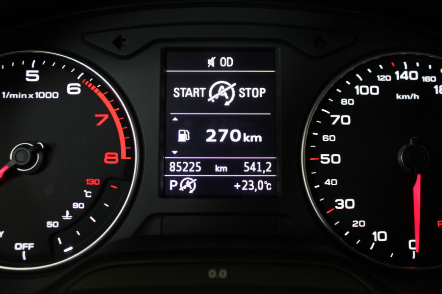 Audi A3 Limousine 1.5 TFSI CoD Sport S Line Edition |Navi|Stoelverwarming|
