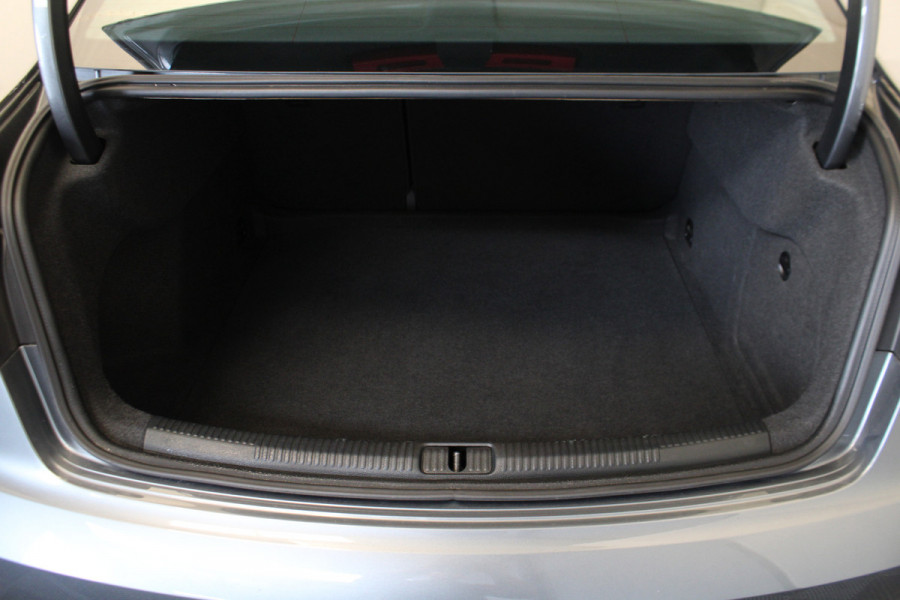Audi A3 Limousine 1.5 TFSI CoD Sport S Line Edition |Navi|Stoelverwarming|