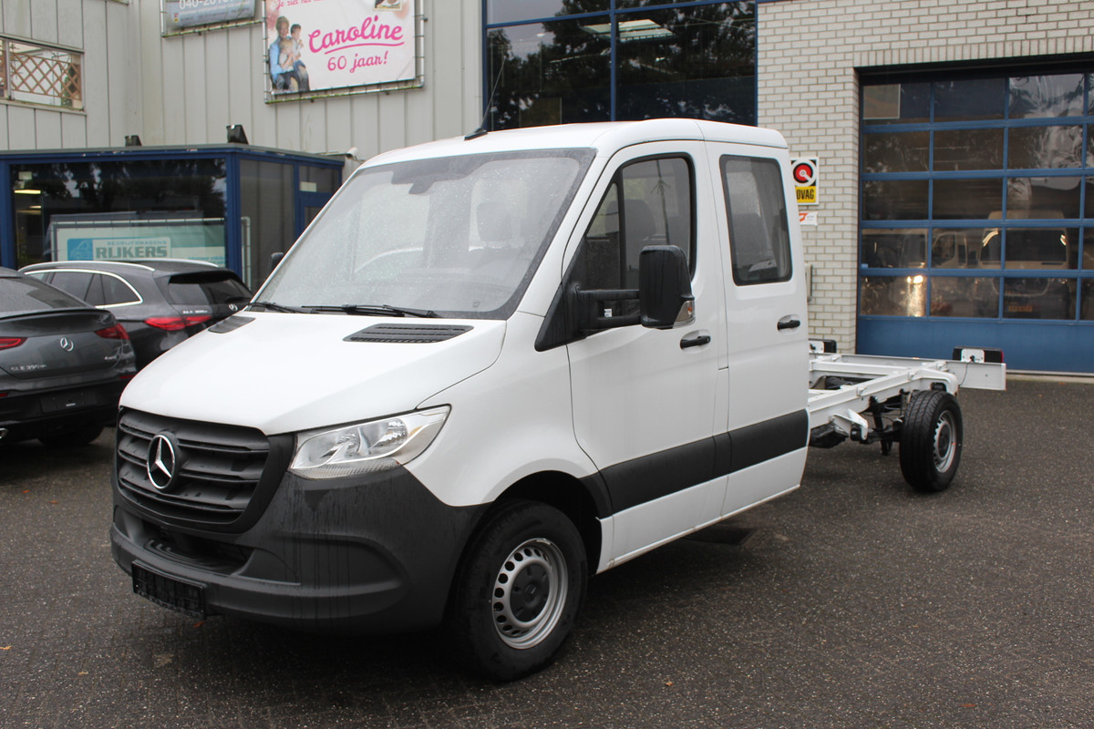 Mercedes-Benz Sprinter 315 CDI L3 RWD DC MBUX met navigatie Mercedes-Benz Sprinter 315 CDI L3 RWD DC MBUX met navigatie