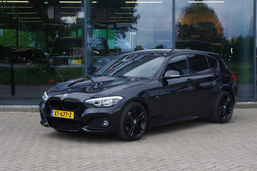 BMW 1-serie 120i Automaat M-Sport Executive 184 PK, Lederen Sportstoelen, Cruise Control