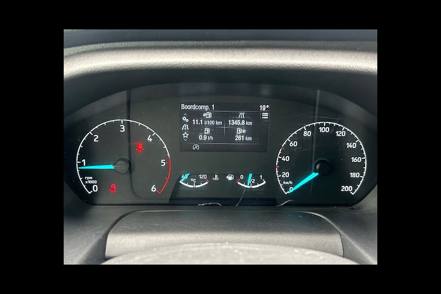 Ford Transit 350 2.0 TDCI L3H2 Trend RWD AIRCO I IMPERIAAL I MULTIMEDIA I TREKHAAK 2800 KG I Ie EIGENAAR I COMPLETE ONDERHOUDSHISTORIE LEKT ERGENS KOELVLOEISTOF I RIJDT EN LOOPT GOED